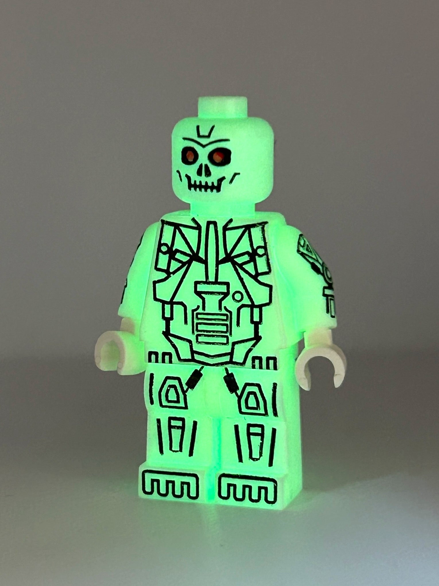 DESTRUCTINATOR (Glow)